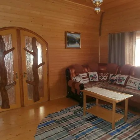 Appartamento Karpatskiy Domyk Izki